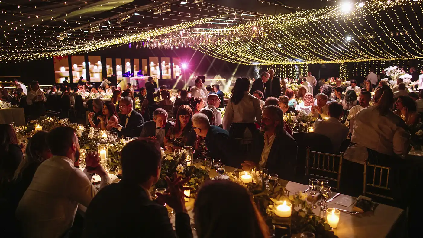 Detalles originales y cotillón premium para fiestas
